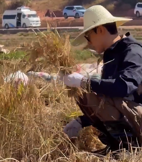 南京股票配资 那英说龚俊经纪人够差劲的